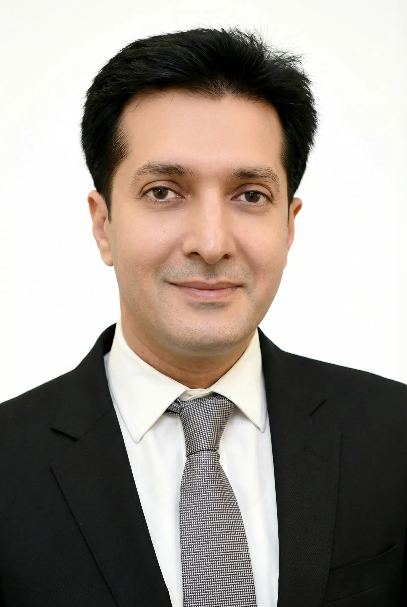 السيد حاتم عباس داداباي